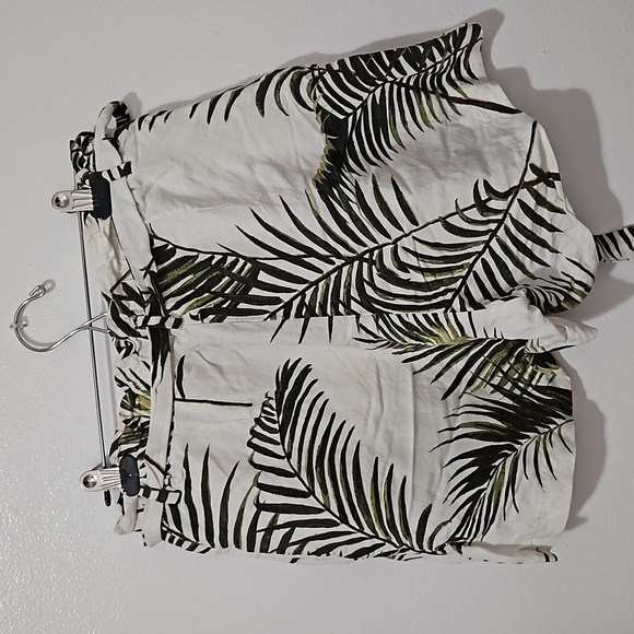 H&M shorts - Picture 2 of 3